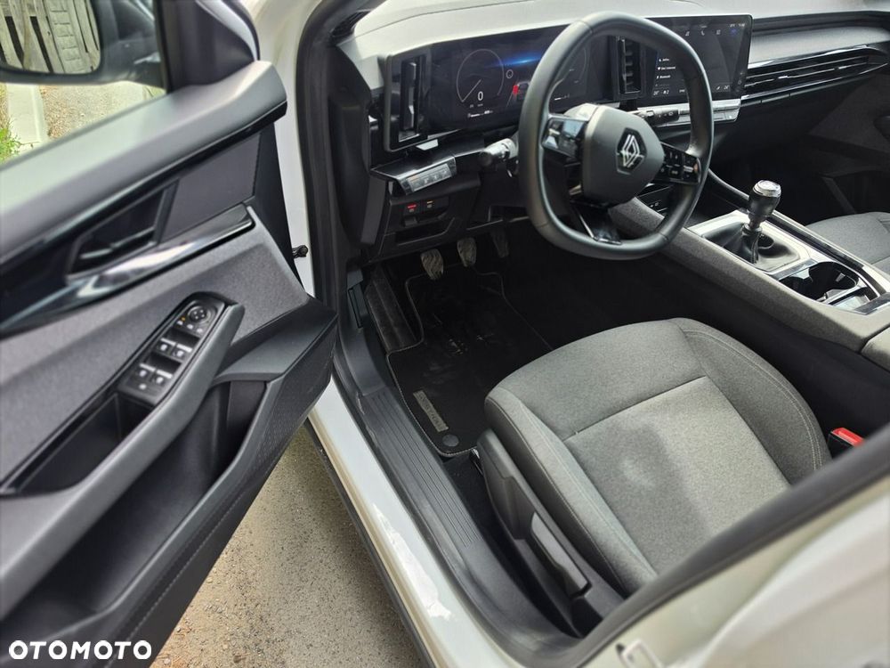 Renault Austral 1.3 TCe mHEV Evolution - 16
