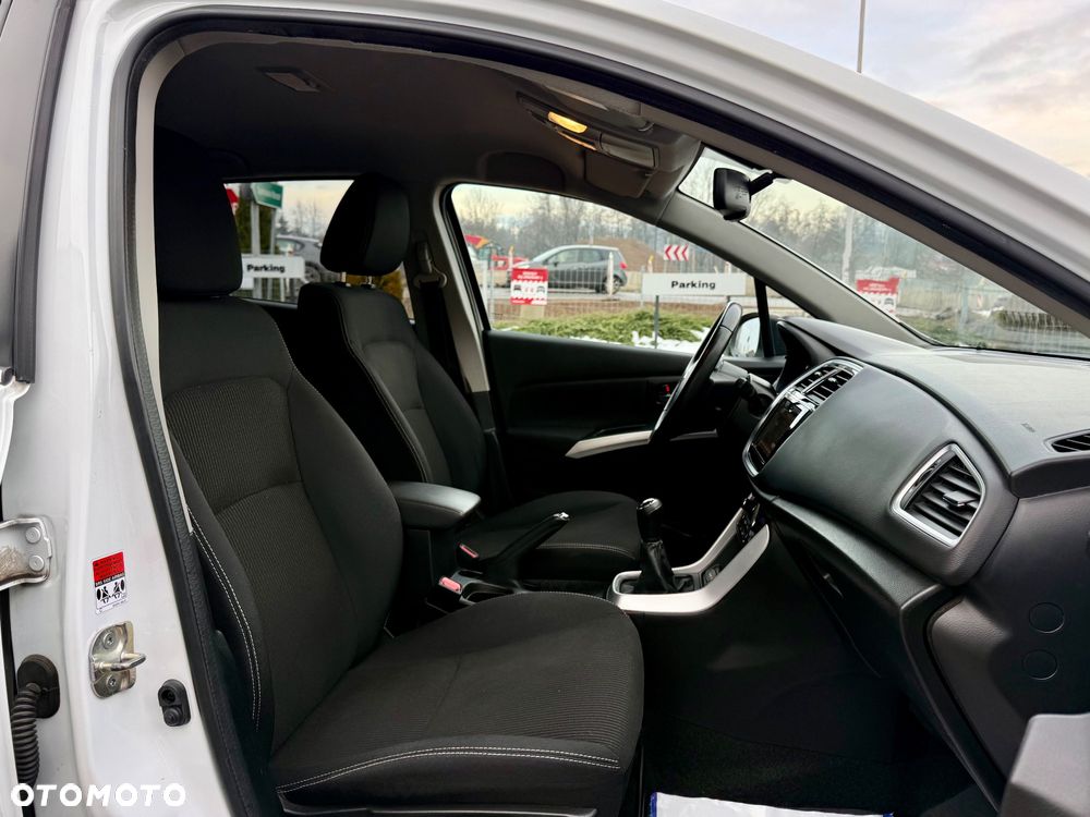 Suzuki SX4 S-Cross 1.0 T Premium - 14