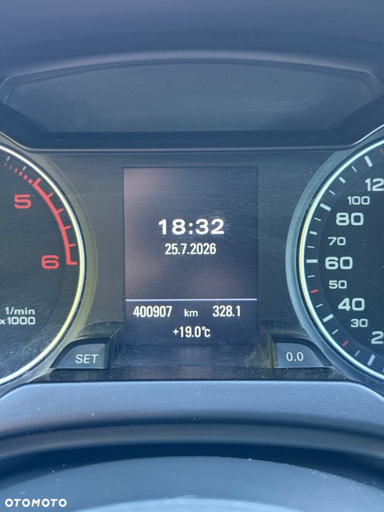 Audi A4 Avant 2.0 TDI DPF - 13