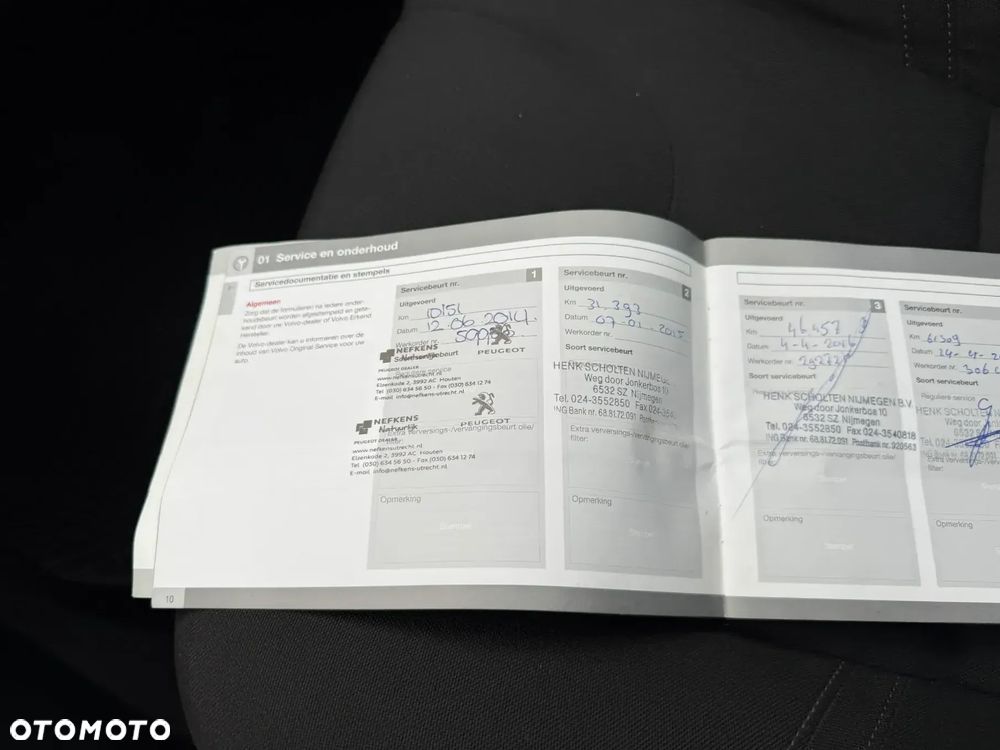 Volvo V40 D2 Kinetic - 28