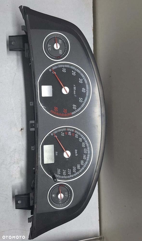 LICZNIK ZEGARY 24402316XD- OPEL VECTRA C -3,2 BENZYNA / EUROPA - 1