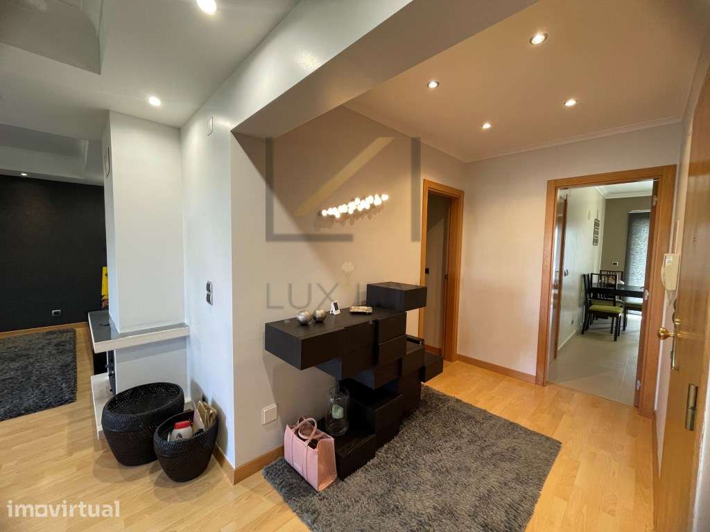 Encantador Apartamento T2 com Excelentes Varandas e Arrecadação em ... - Grande imagem: 2/44