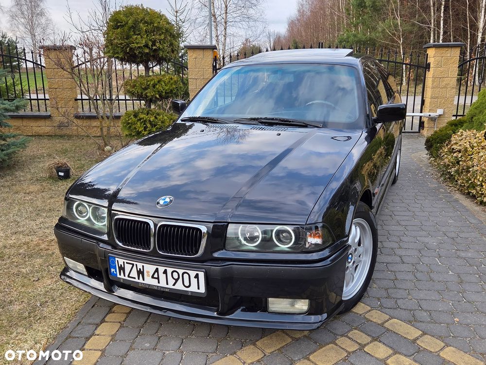 BMW Seria 3 323i - 1