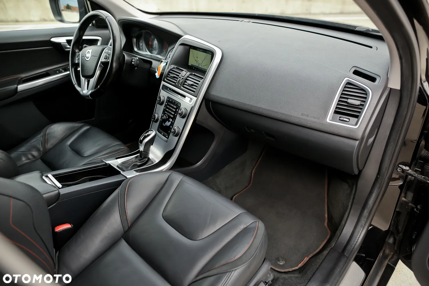 Volvo XC 60 D4 Geartronic Ocean Race - 23