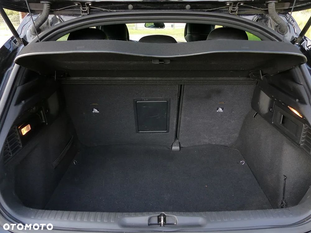 Citroën DS4 1.6 HDi SoChic - 10