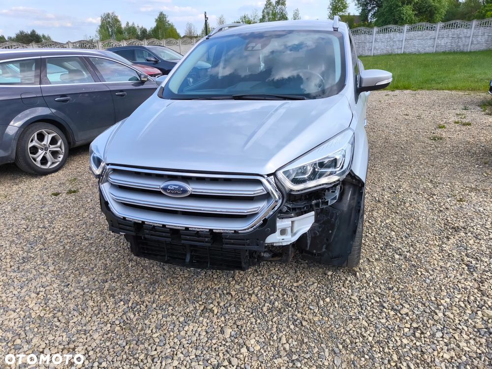 Ford Kuga - 2