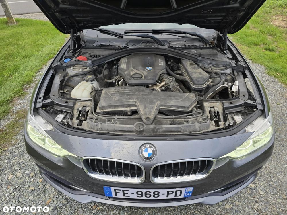 BMW Seria 3 318d Sport Line Shadow - 17