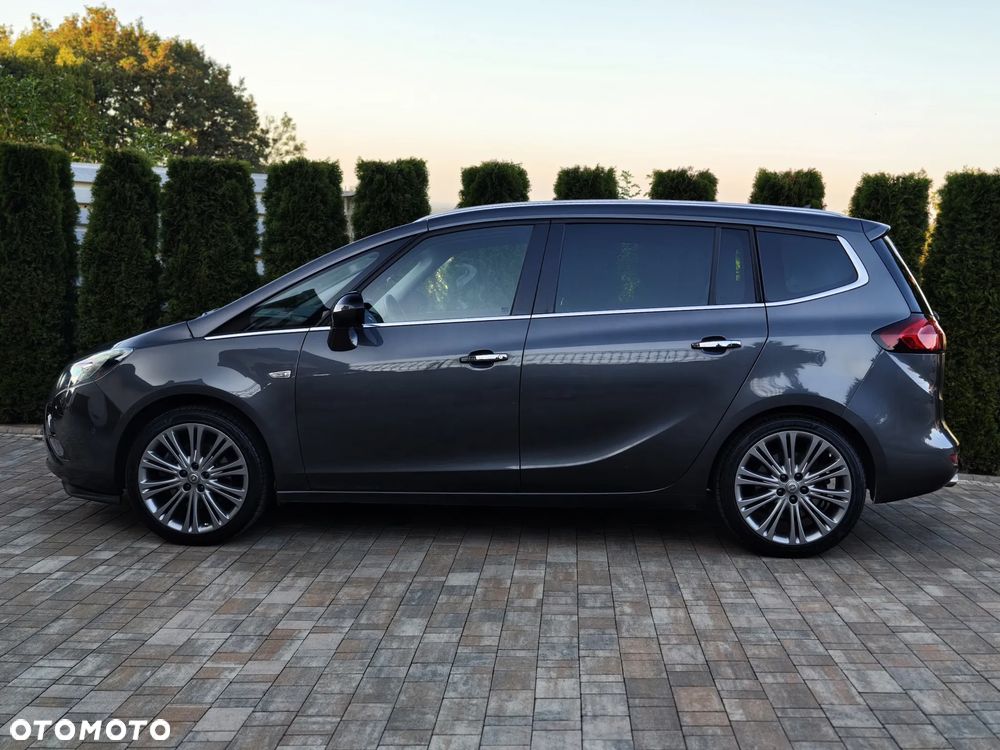 Opel Zafira - 12