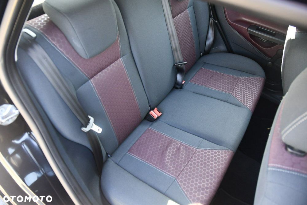 Ford Fiesta - 20