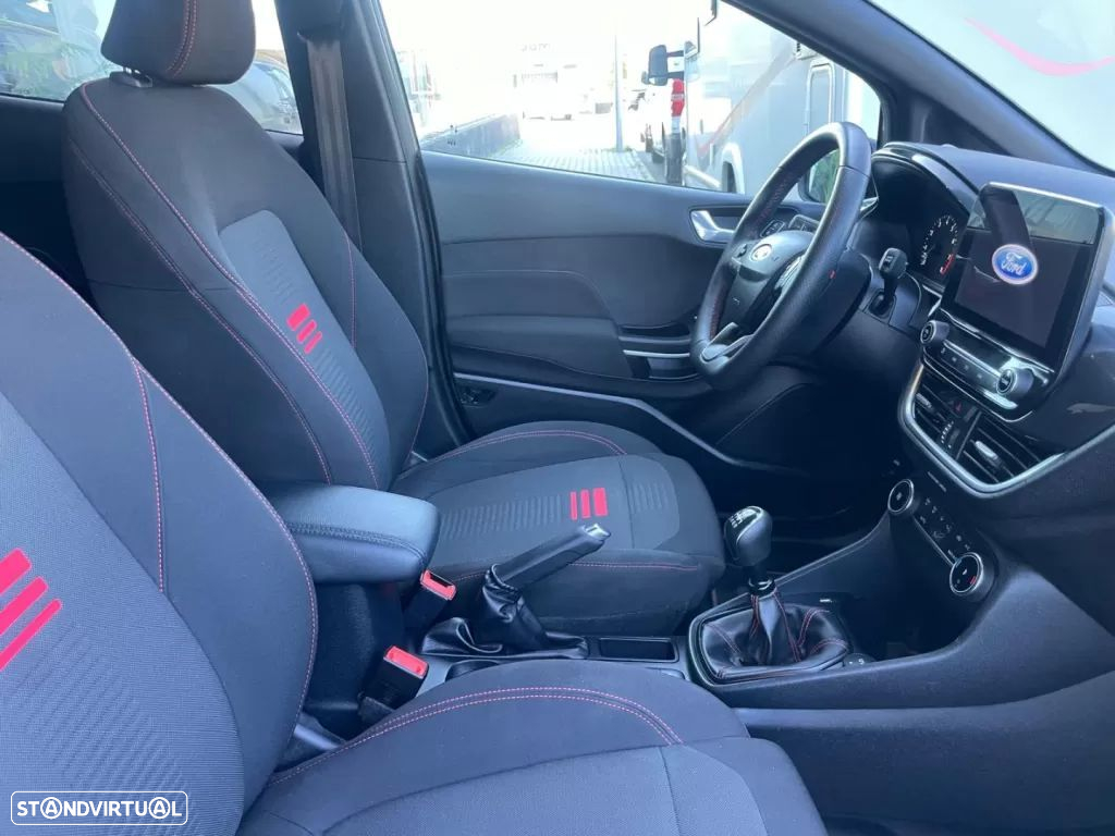Ford Fiesta 1.0 EcoBoost ST-Line - 28