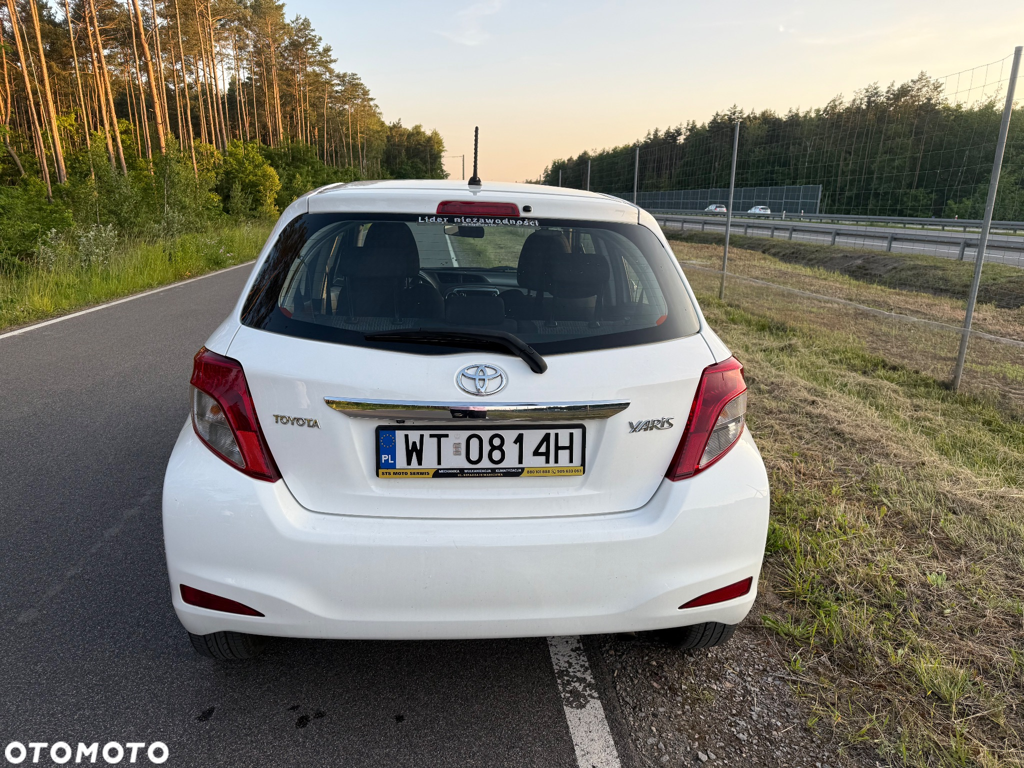 Toyota Yaris - 12