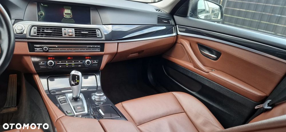 BMW Seria 5 520d Sport-Aut - 4