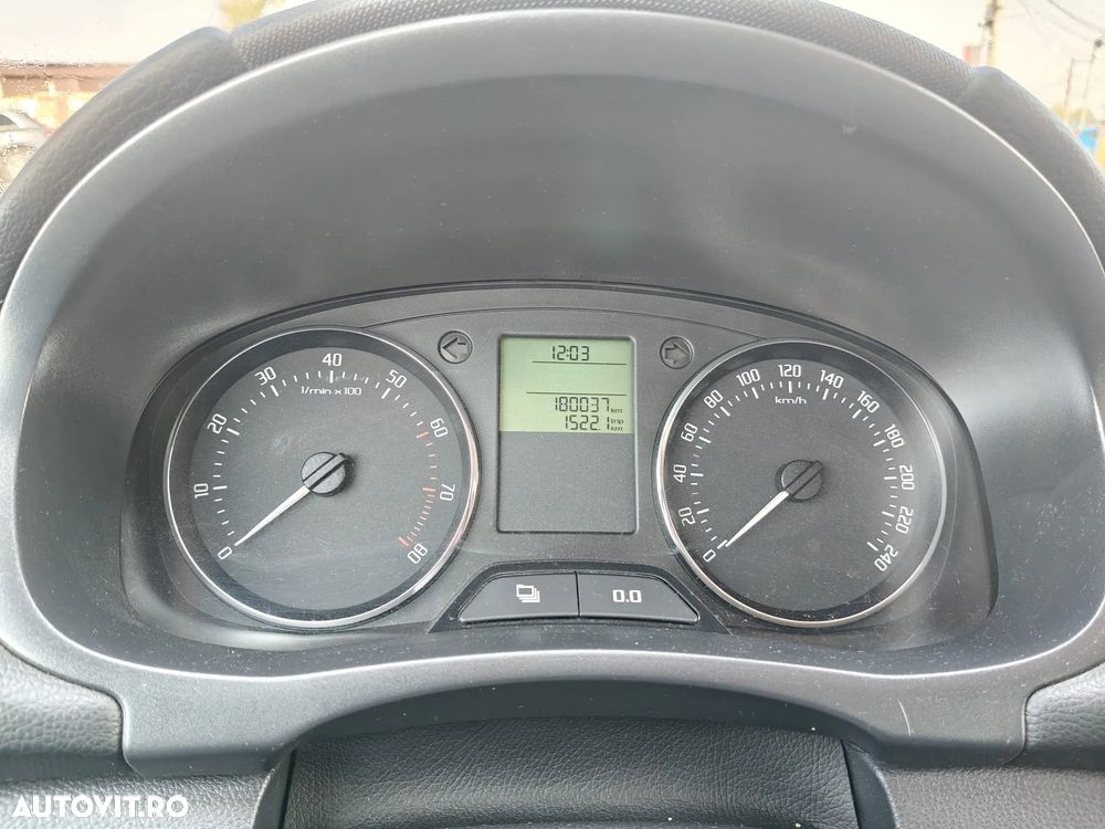 Skoda Fabia - 5