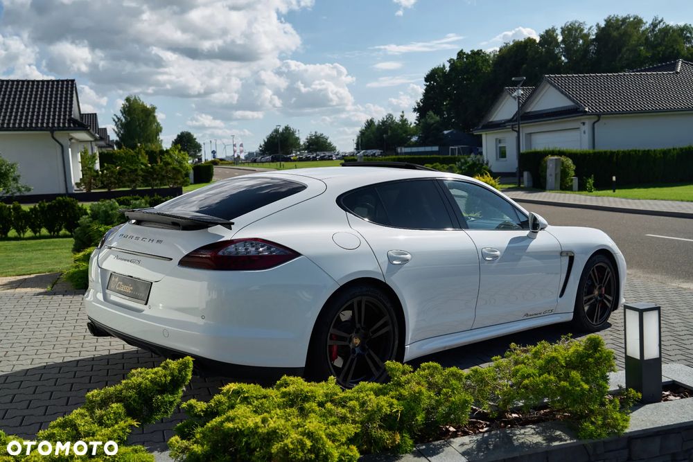 Porsche Panamera GTS - 5