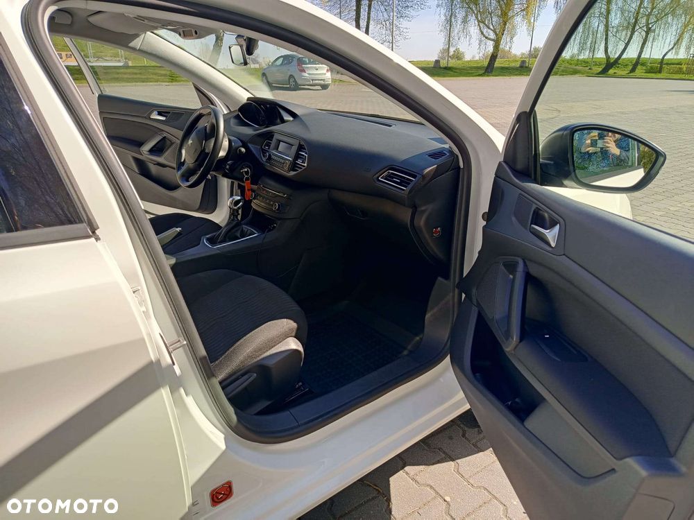 Peugeot 308 - 21