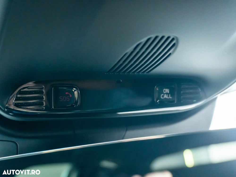 Volvo V60 T6 AWD Recharge Geartronic RDesign - 30