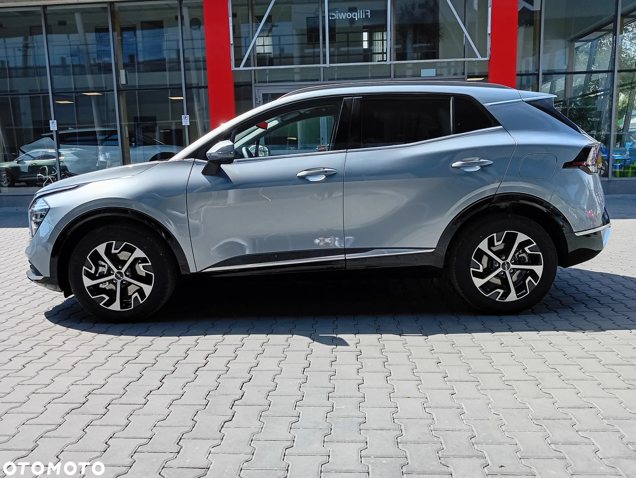 Kia Sportage 1.6 T-GDI HEV Business Line 2WD - 4