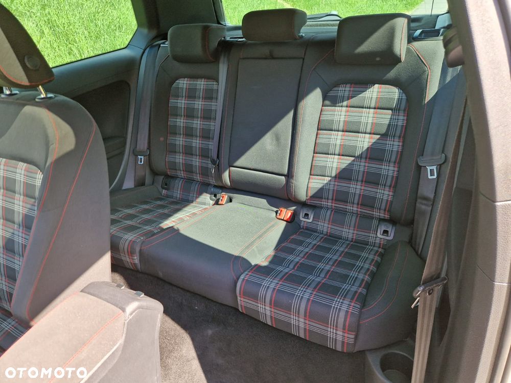 Volkswagen Golf 2.0 TSI BMT GTI - 14
