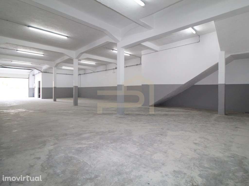 Arrenda-se armazém com 500 m2 restaurado. - Grande imagem: 5/19