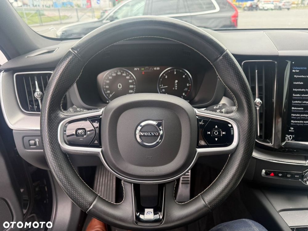 Volvo XC 60 - 16