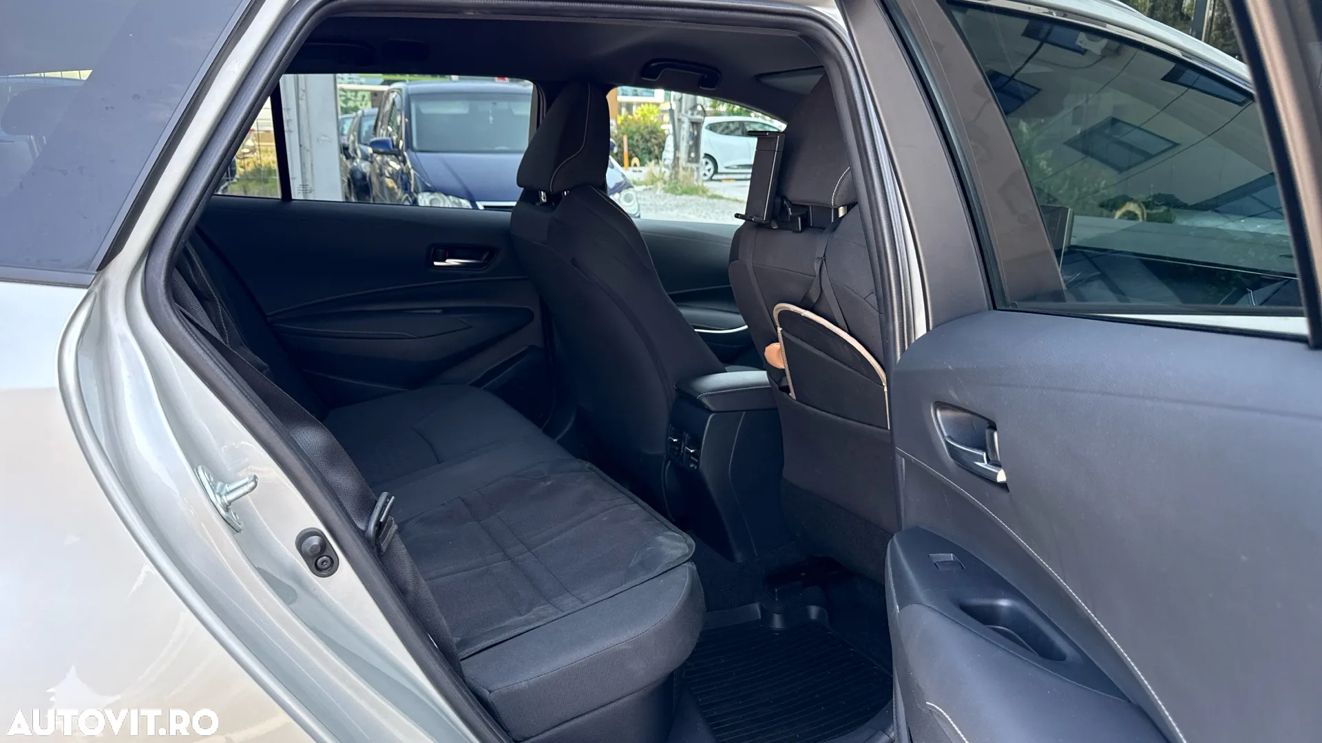 Toyota Corolla 1.8 HSD TS Dynamic - 25