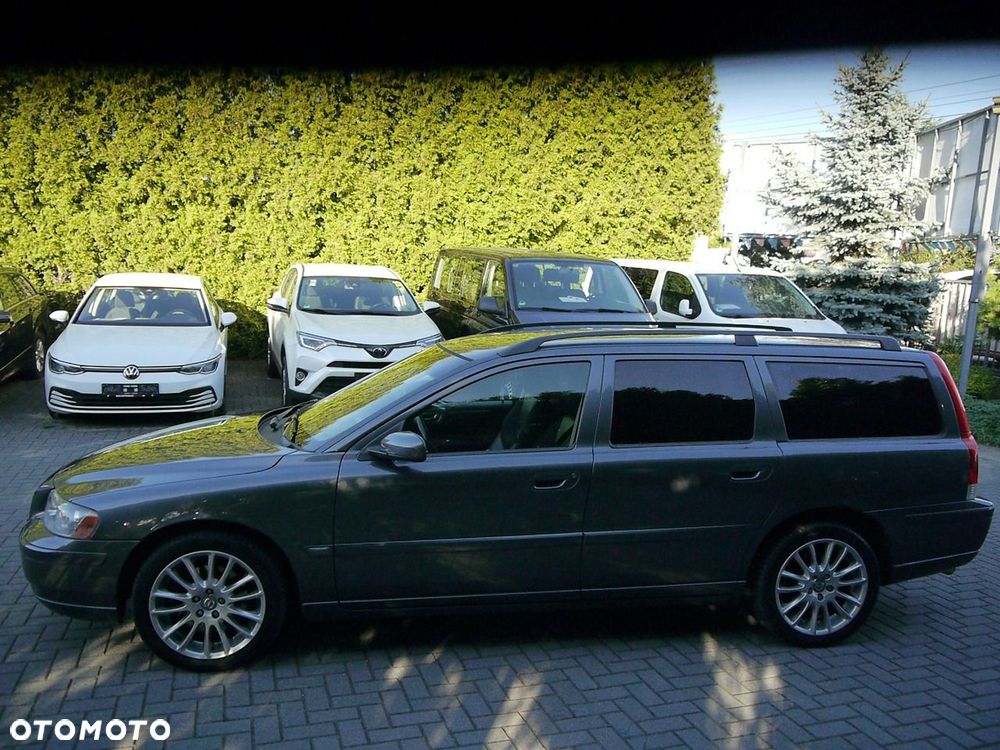 Volvo V70 2.5T AWD Momentum - 10
