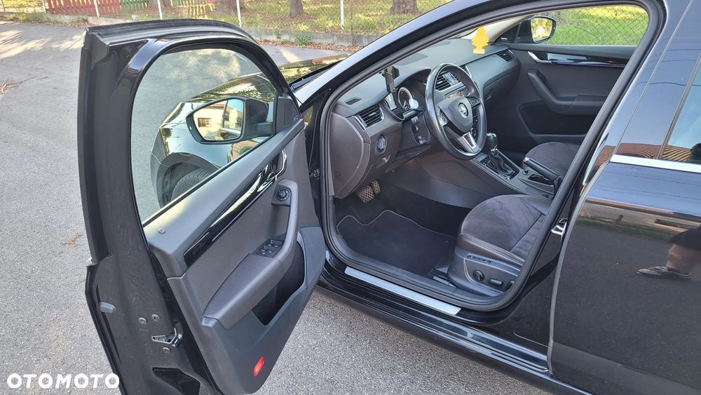Skoda Octavia 1.8 TSI 4x4 DSG L&K - 15