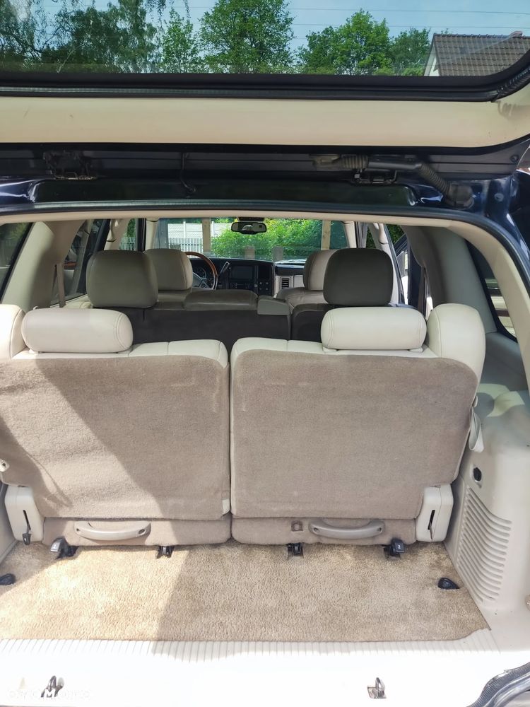 Cadillac Escalade - 5