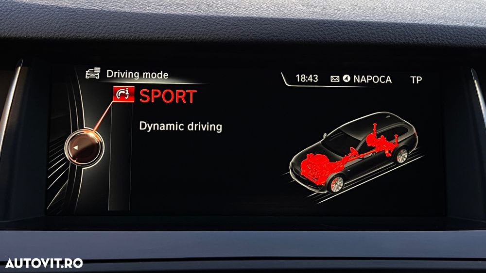 BMW Seria 5 525d xDrive AT - 34