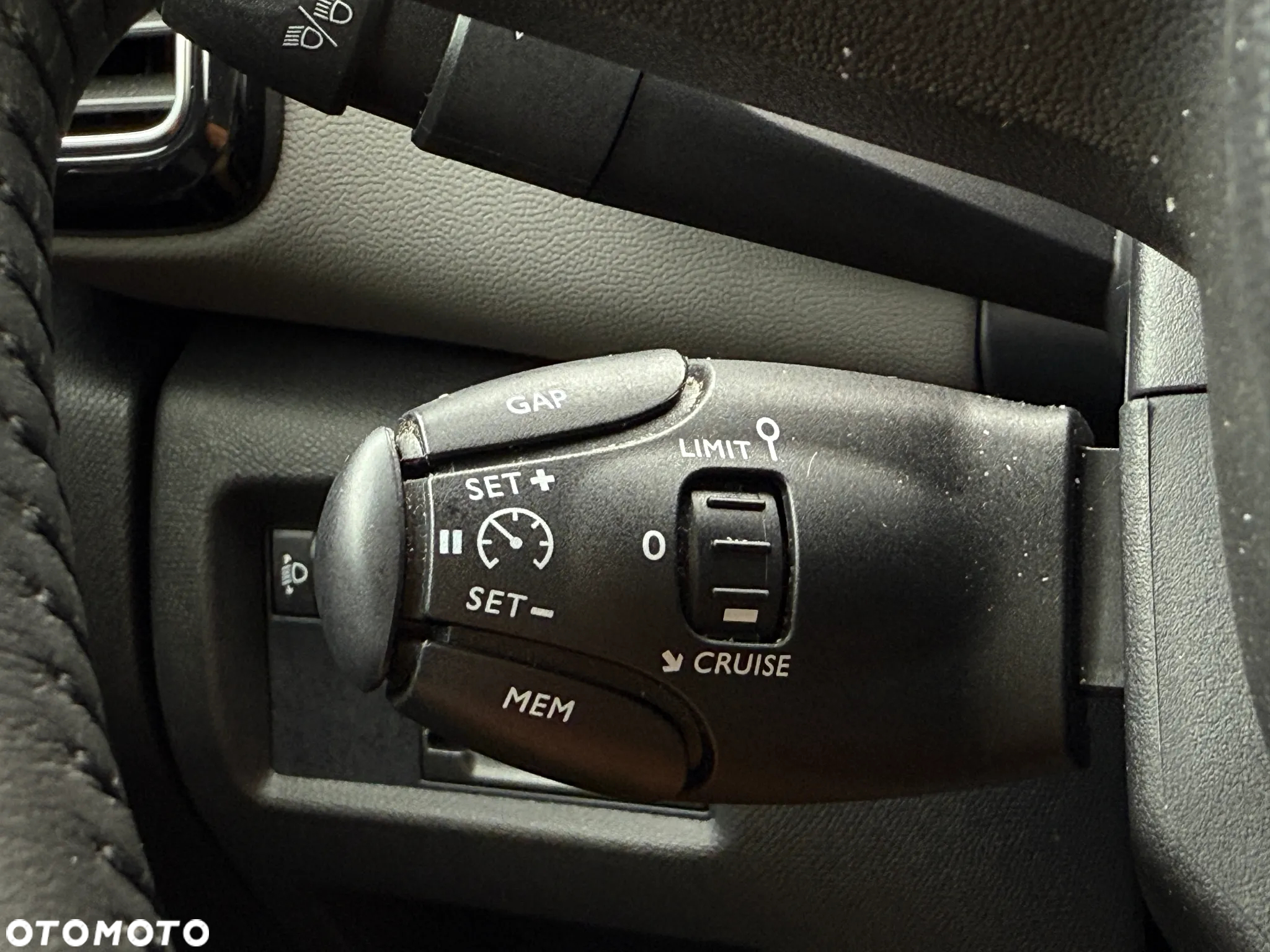 Citroën C5 Aircross 1.5 BlueHDi Shine - 23