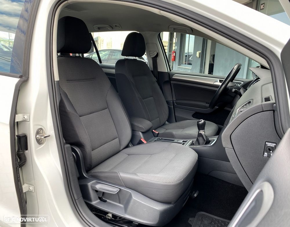 VW Golf Variant 1.6 TDi BlueMotion Comfortline - 6