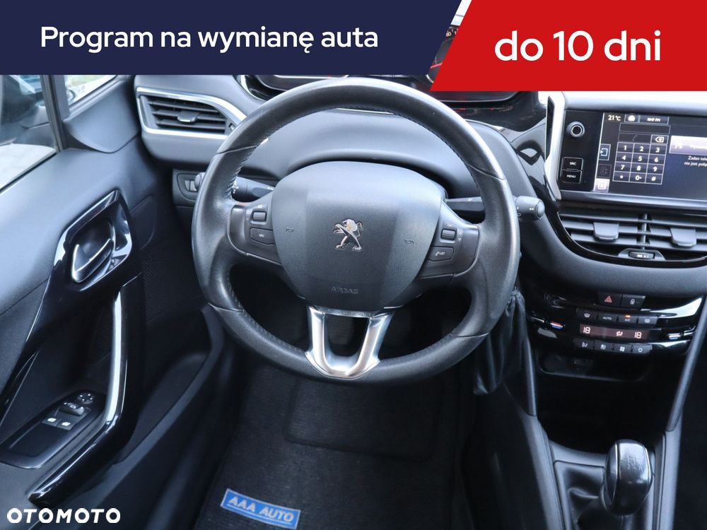 Peugeot 208 - 9