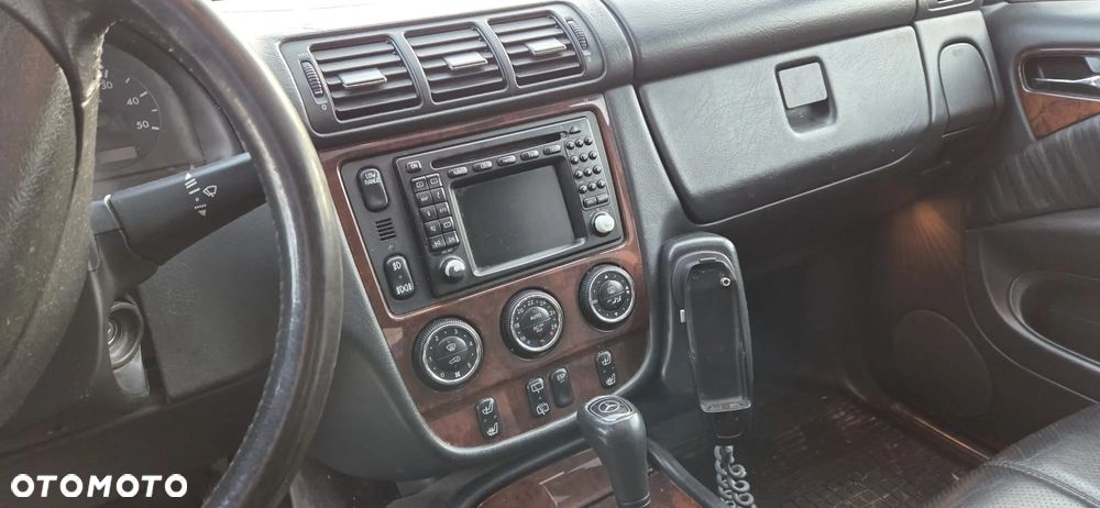 Mercedes-Benz ML - 4