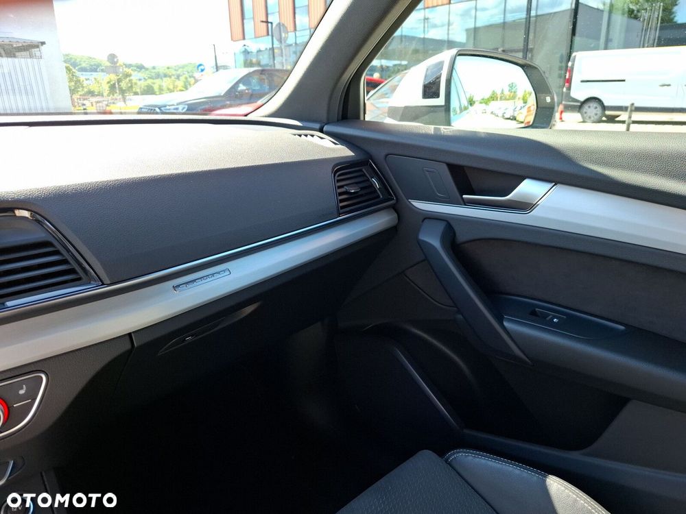 Audi Q5 Sportback - 30