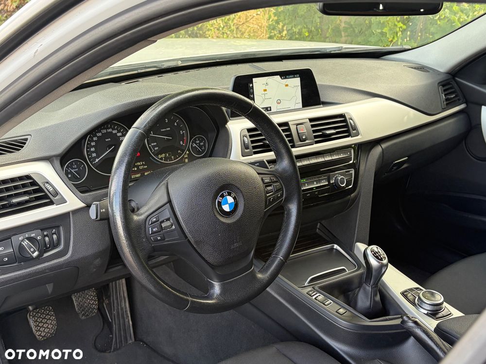 BMW Seria 3 - 13