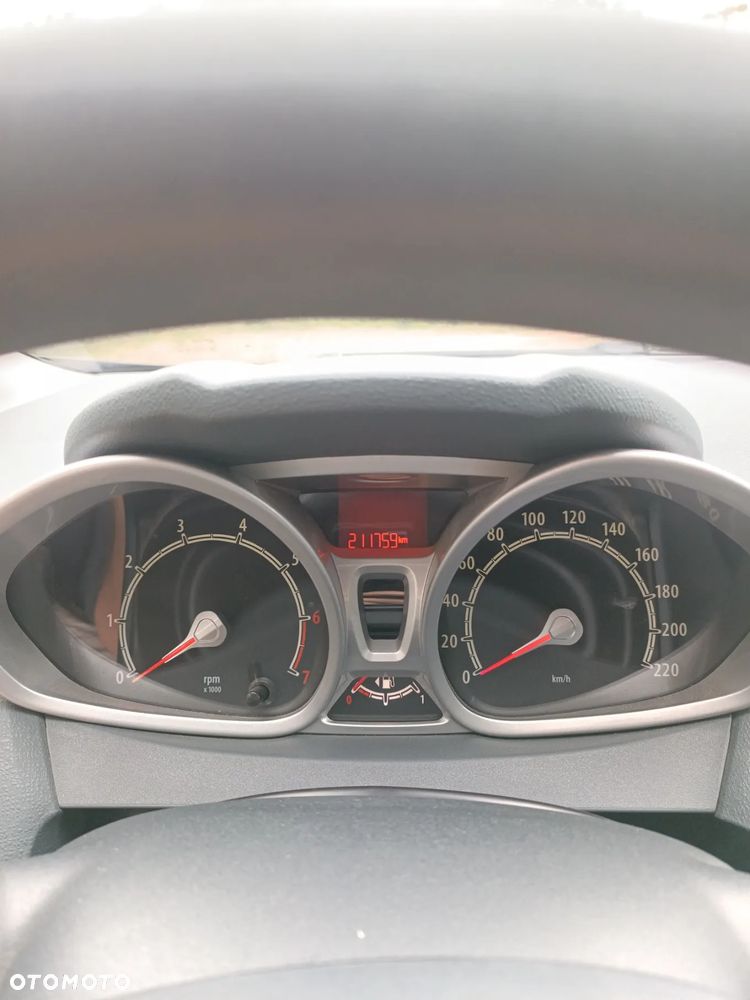 Ford Fiesta 1.6 Ti-VCT Sport - 10