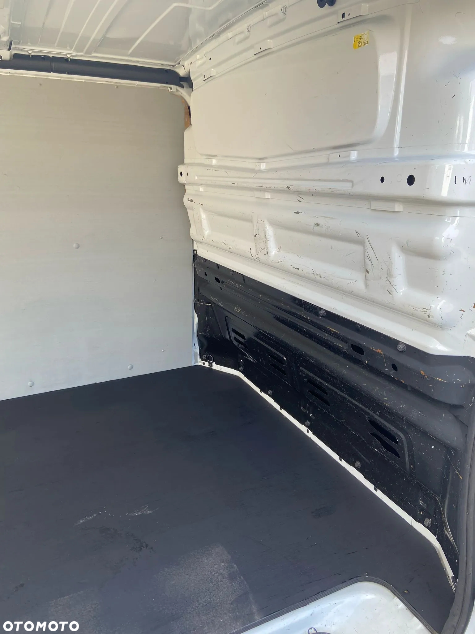 Opel Opel VIVARO / L2H1 / KLIMA / SPROWADZONY Z FRANCJI - 9
