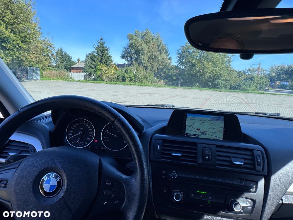 BMW Seria 1 120d - 10