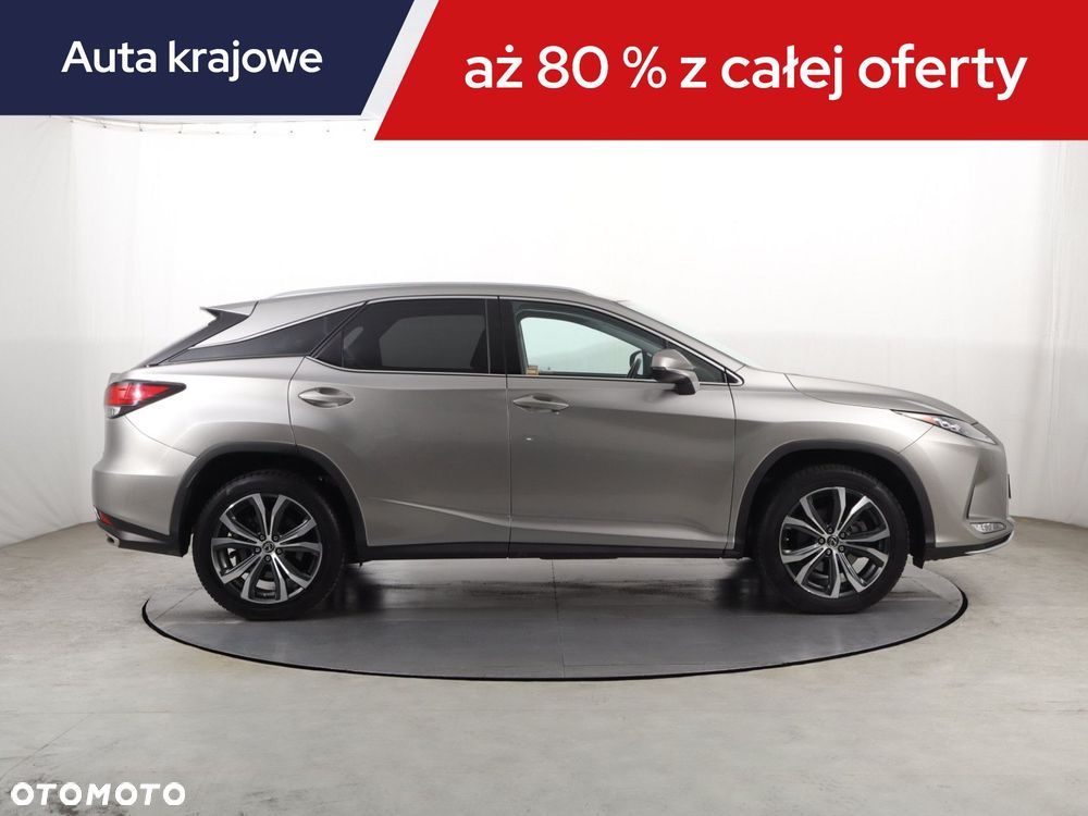 Lexus RX - 8