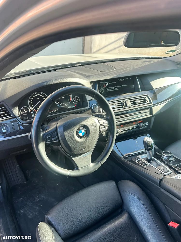 BMW Seria 5 525d Aut. - 8