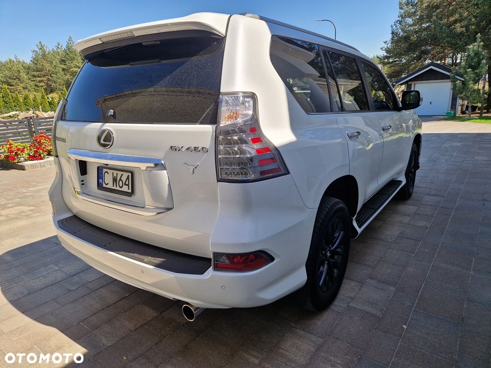 Lexus GX - 10