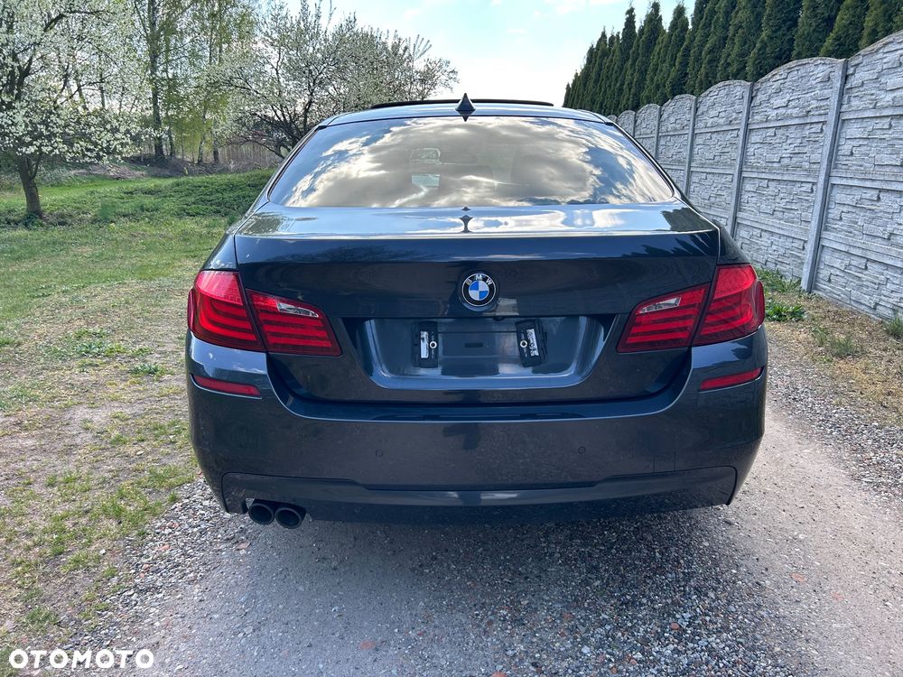 BMW Seria 5 530d xDrive Sport-Aut - 3