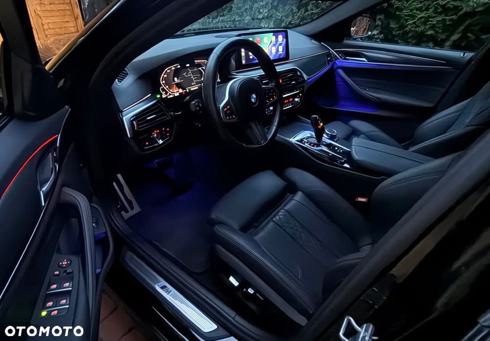 BMW Seria 5 520d xDrive MHEV M Sport sport - 39
