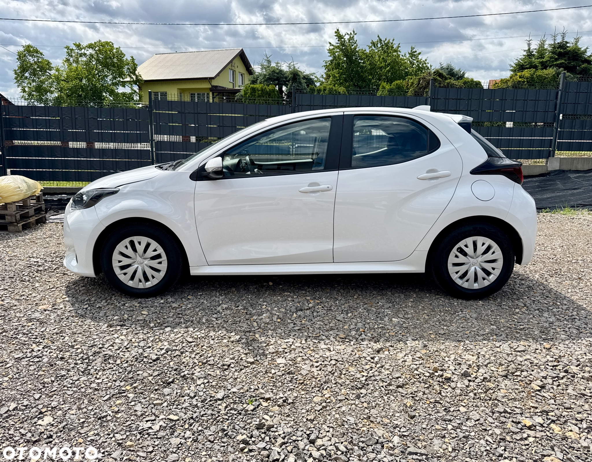 Toyota Yaris - 6
