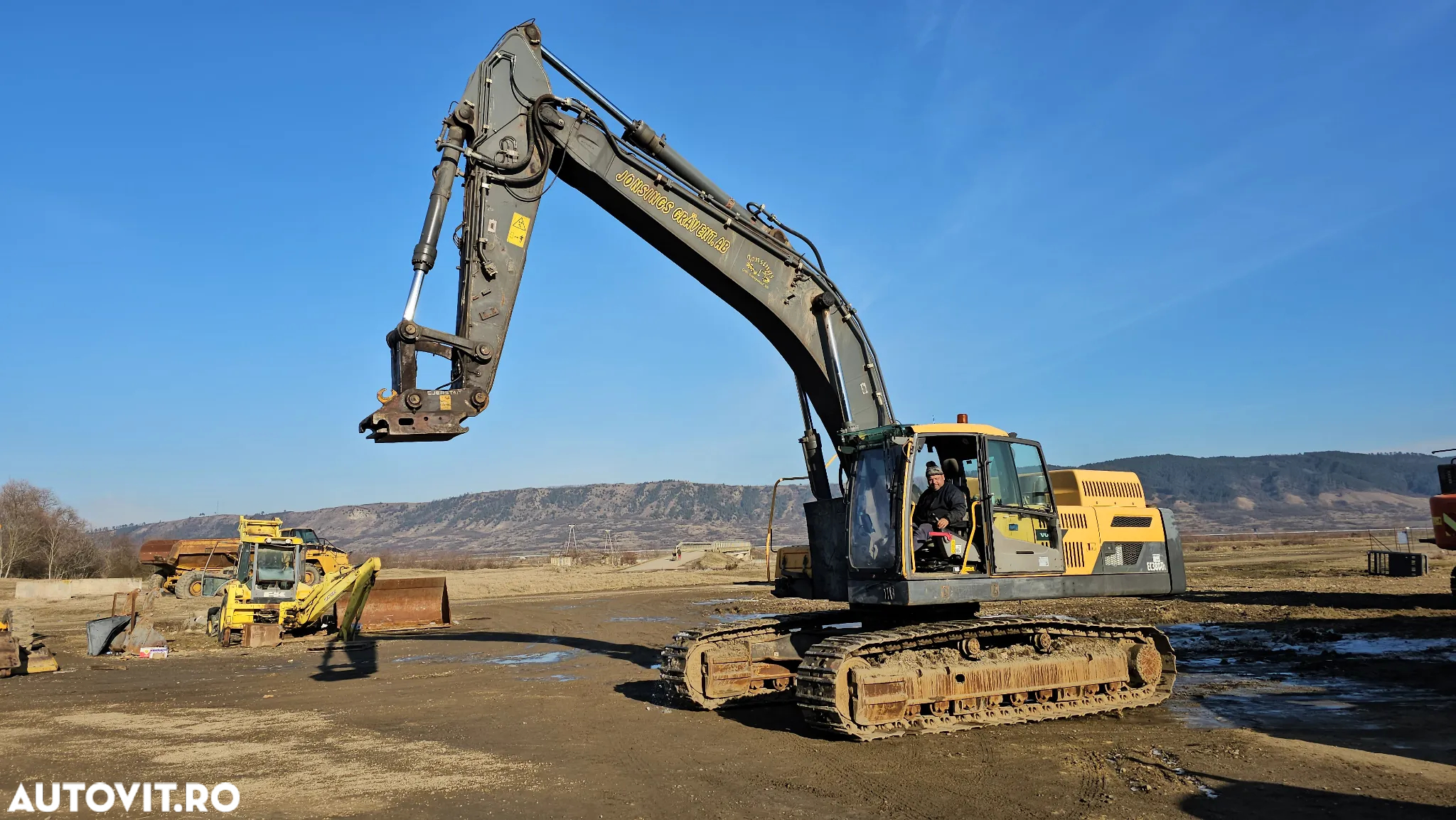 Volvo EC 380 DL Excavator pe șenile - 2