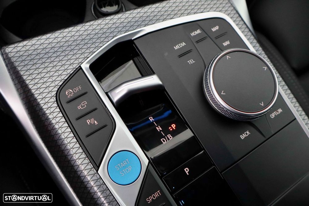 BMW i4 eDrive40 Pack Desportivo M - 52