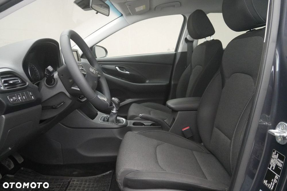 Hyundai i30 1.5 DPI Comfort - 12