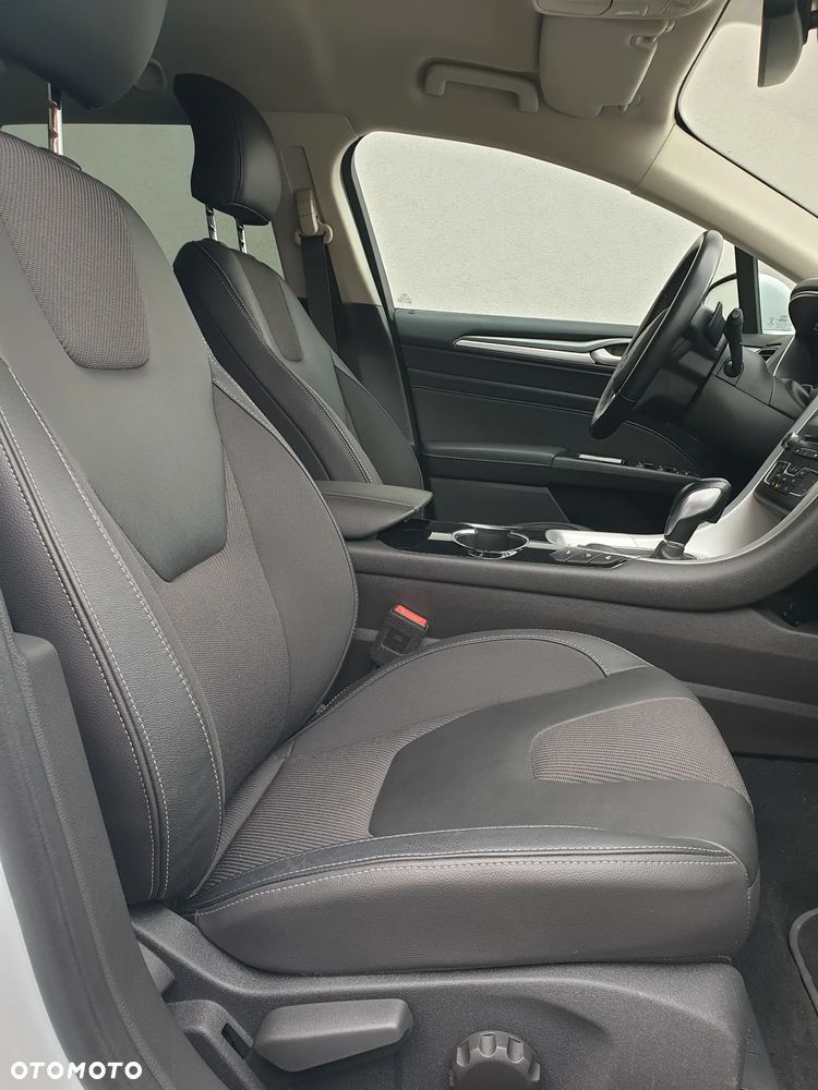 Ford Mondeo 2.0 TDCi STart-Stopp PowerShift-Aut Titanium - 29