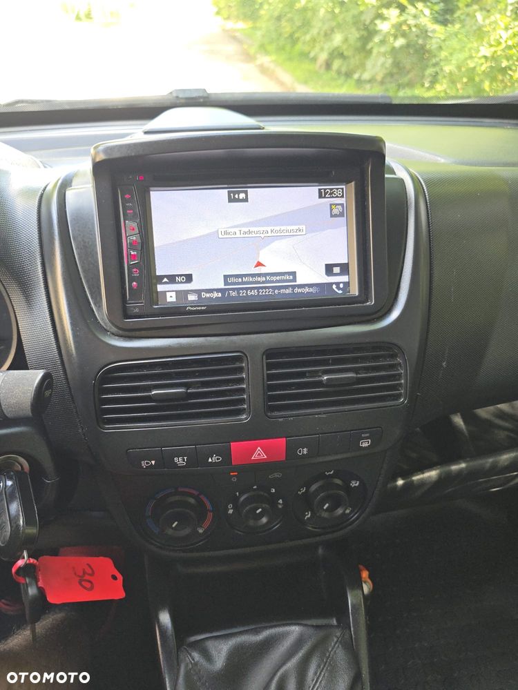 Opel Combo - 20