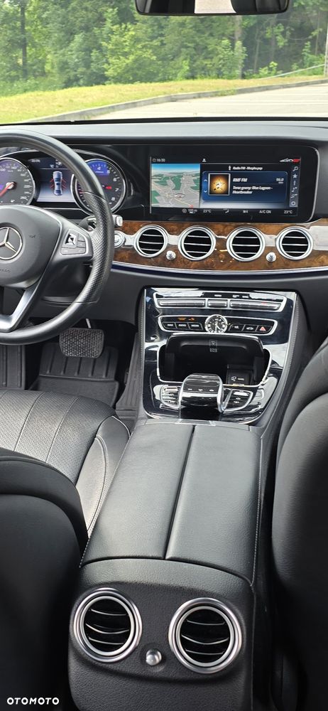 Mercedes-Benz Klasa E - 7